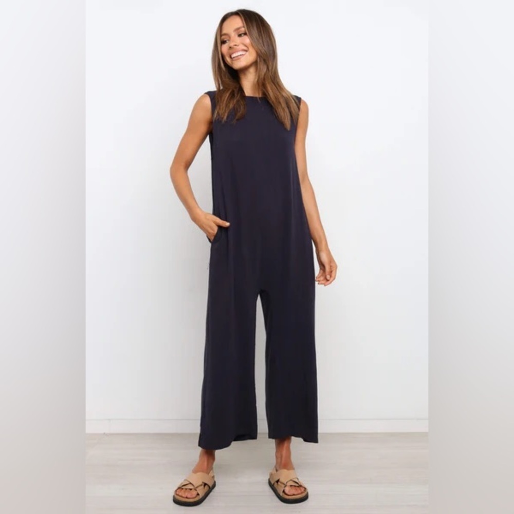 Petal & Pup Navy Blue Sleeveless Yardlee Jumpsuit Size 10
